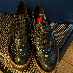 Fabulous Black Moschino lace up Oxford type rubber soled shoes Shiny Leather